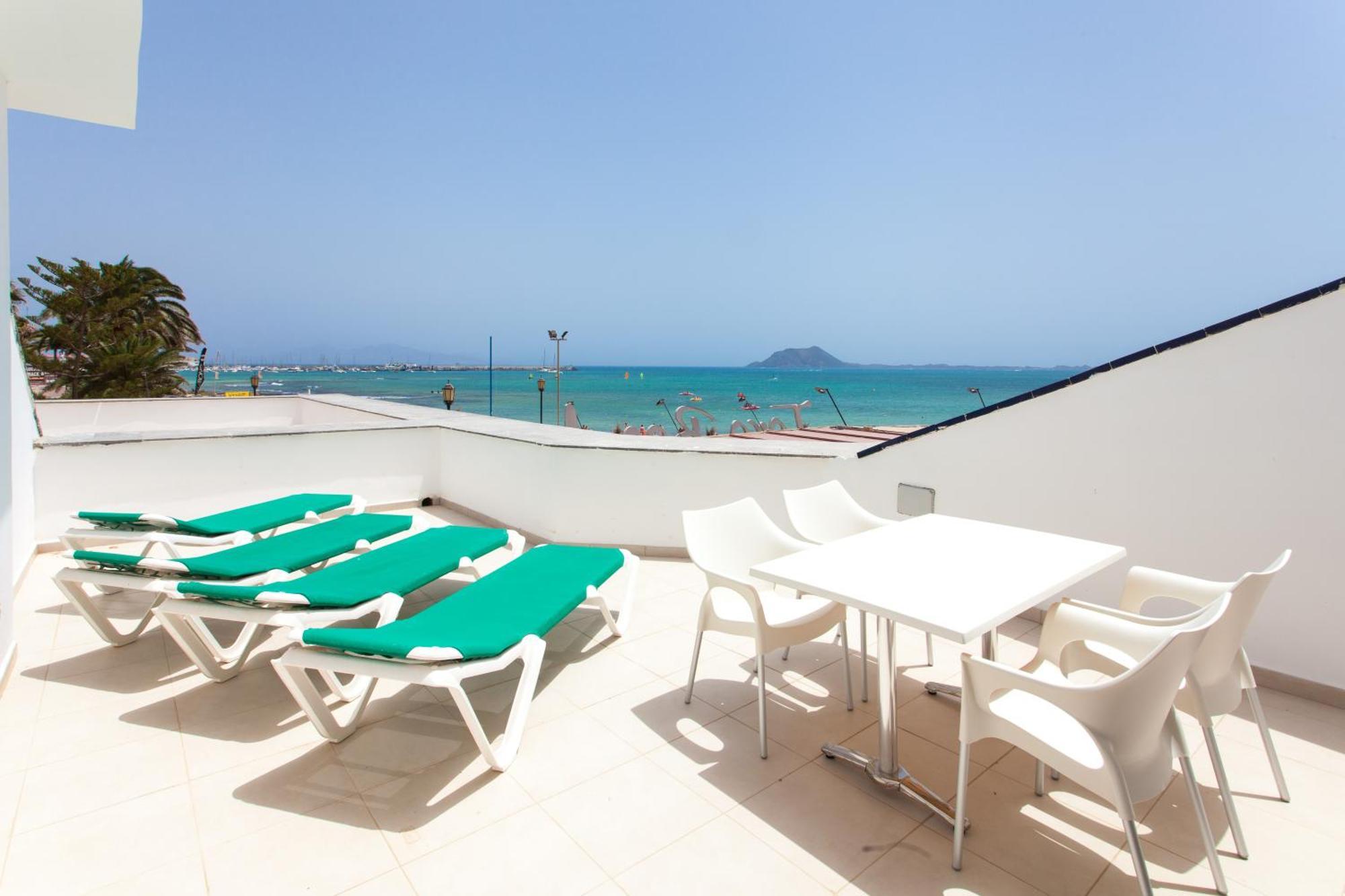 Two-Bedroom Apartment Sea View