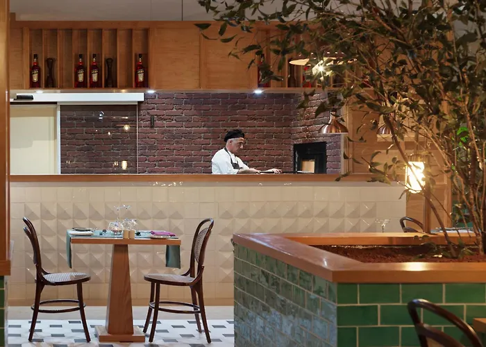 Hotels in de buurt van H10 beach