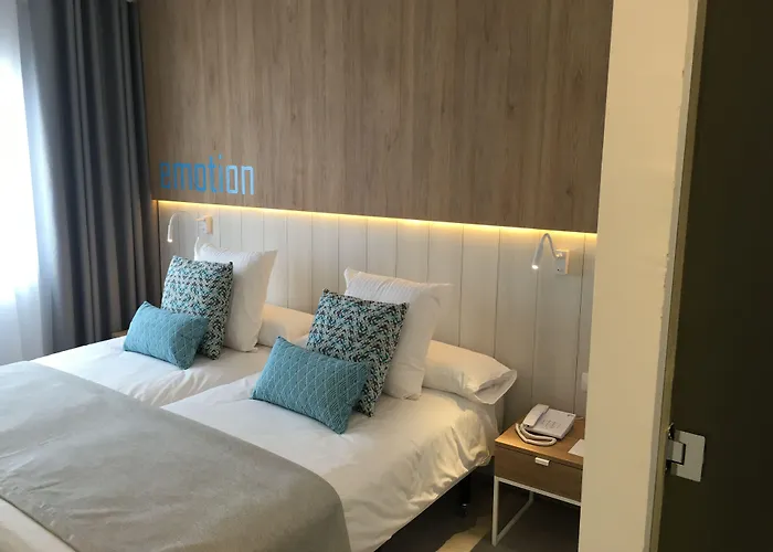 Corralejo hotels near Oasis Papagayo Resort