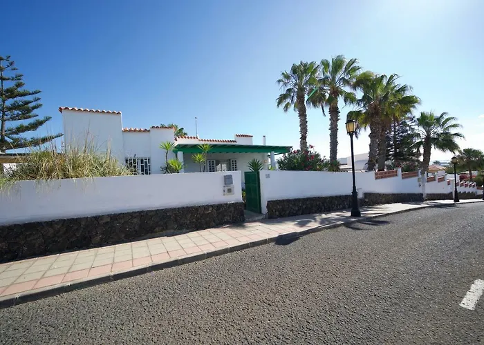 Monte Rojo Villa Corralejo